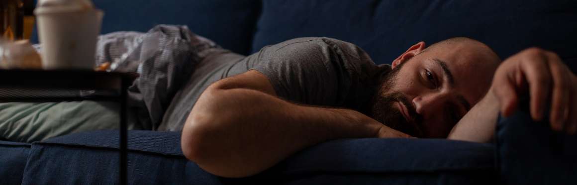 A lassú hullámú alvás és a REM alvás közötti egyensúlyhiány